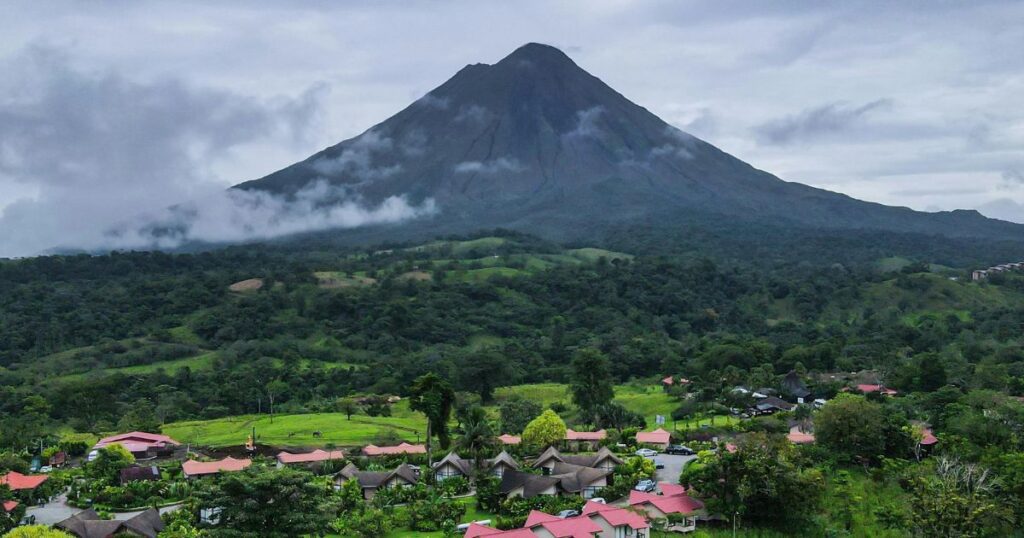 best place to visit in costa rica for first time